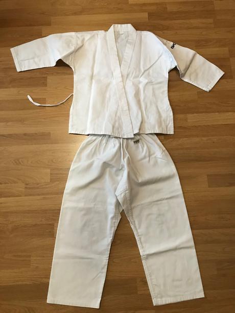 Kimono kwon na karate, 140