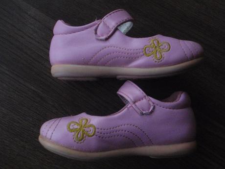 Topánočky/sandálky, 18