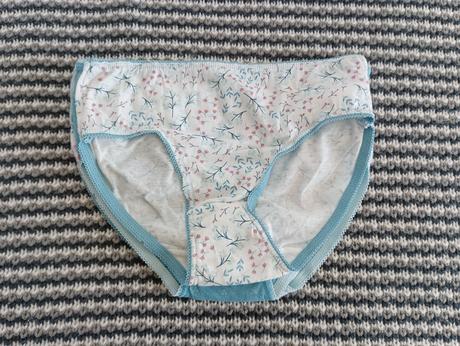 Nové nohavičky, 122