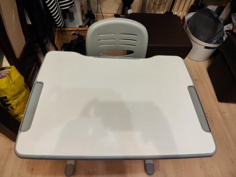 Rastúci písací stôl alza ergo table,