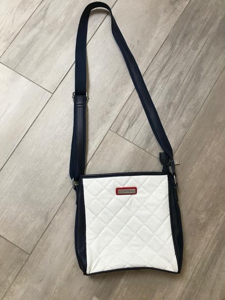 Nádhernááá kabelka pabia, 