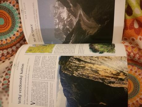 Kniha čarovný svet,