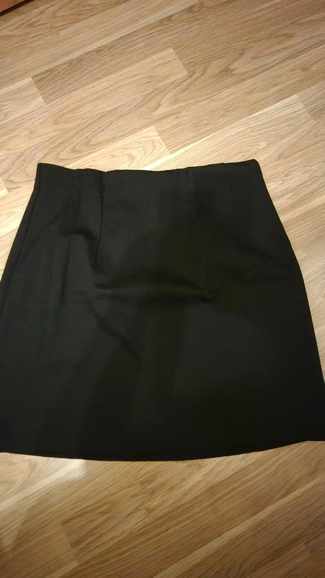 Cierna sukna vel.38/40, f&f,38