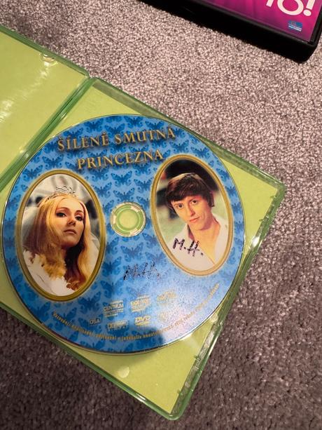 Dvd šíleně smutná princezna, 
