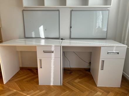 Písacie stoly pre školákov,