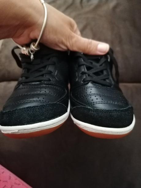 Tenisky ako nové, 31