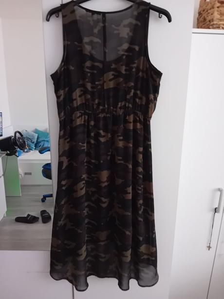 Dámske ľahké šaty, xl