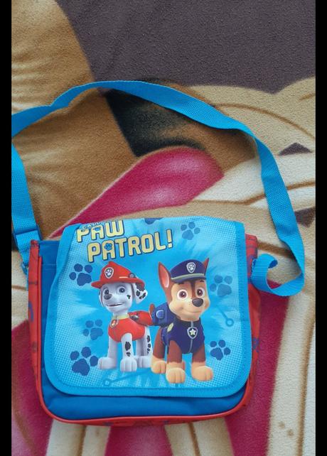 Taška cez rameno pre velkeho frajera,