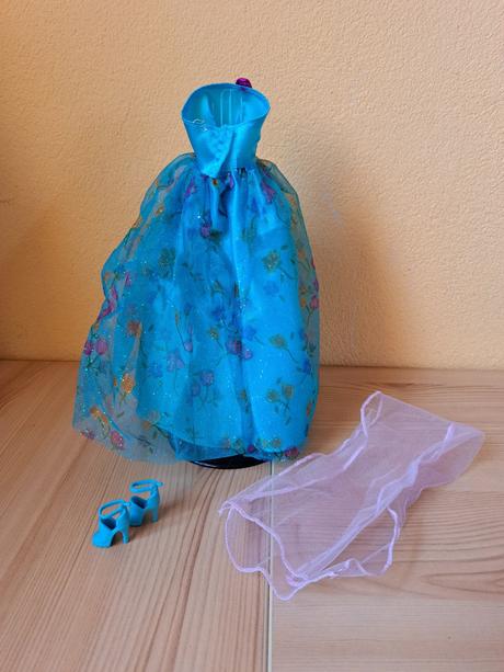Barbie fashion avenue dazzle šaty (66), 