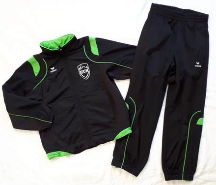 Zeleno-cierna teplaková suprava, 128