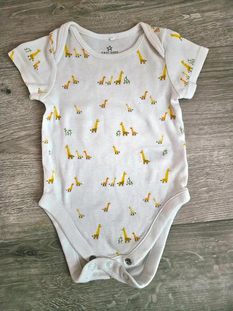 2x body next so žirafkami a zebričkami 68, next,68