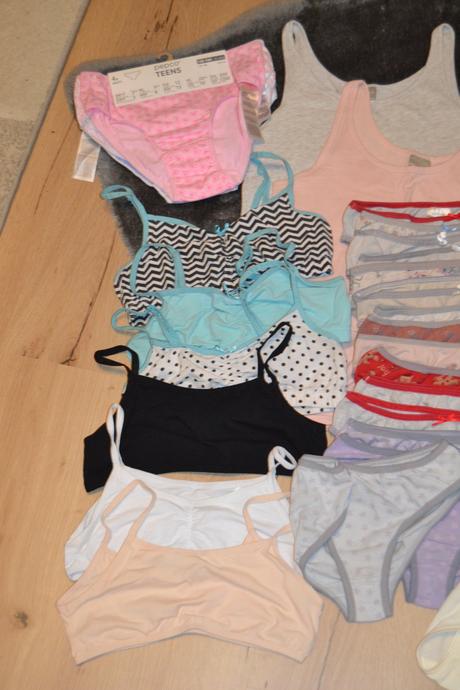 Balík 45 ks dievčenská spodná bielizeň, veľkosť 14, h&m,146