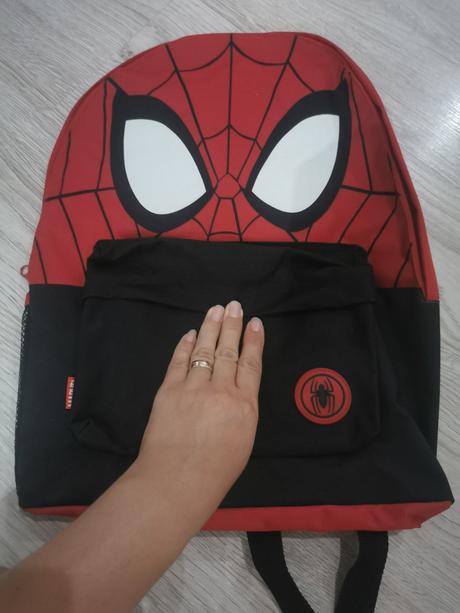 Batoh spiderman,