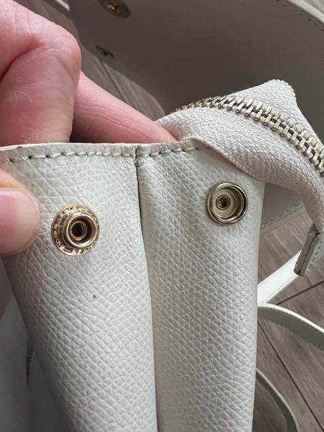 Krasny kremovy/ivory novy kozeny ruksak lubive, 