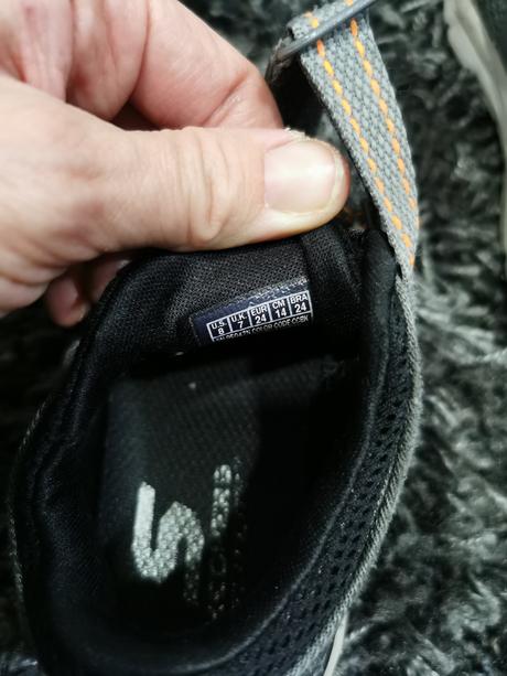 Chl. tenisky č. 24, skechers,24