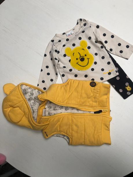 Vesta s trickom a leginami a ciapkou, disney,74