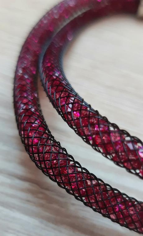 Zaujímavý magnetický náramok,