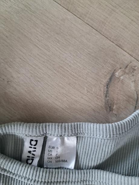 Rebrovane tricka hm,veľkosti s a m, h&m,s