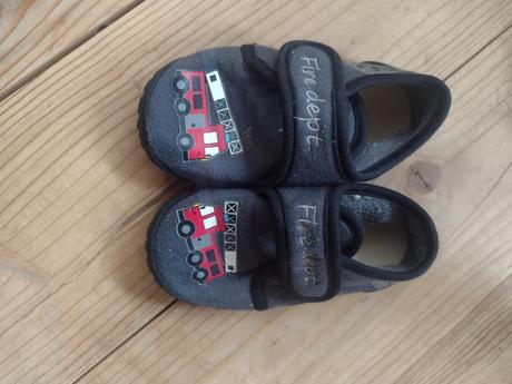 Makkucke barefoot papucky, 24
