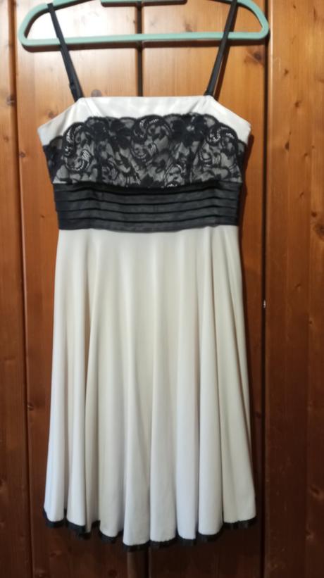 Šaty na príležitosť, s