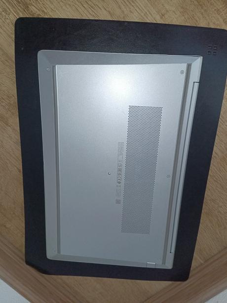 Notebook pre študenta/študentku alebo pracovny, hp (hewlett-packard)
