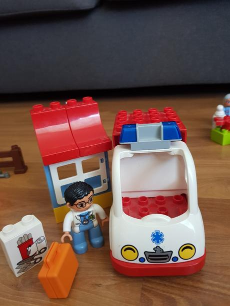 Lego duplo lekár, 