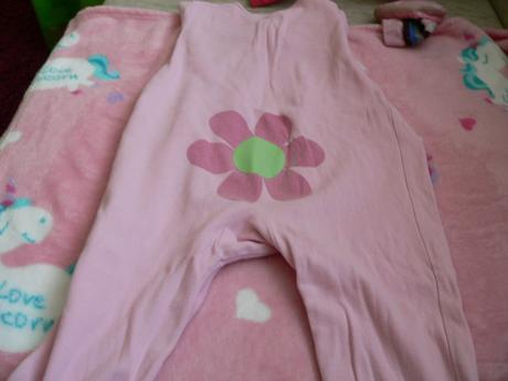 Pyzamko overal, next,68