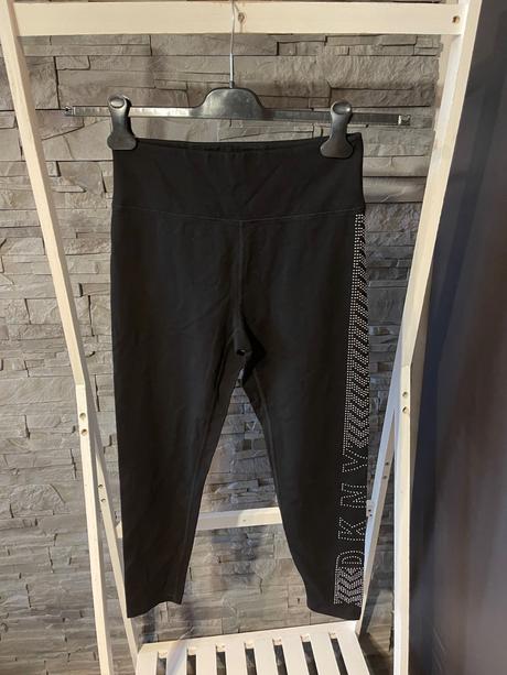 Dkny v.m, dkny,m