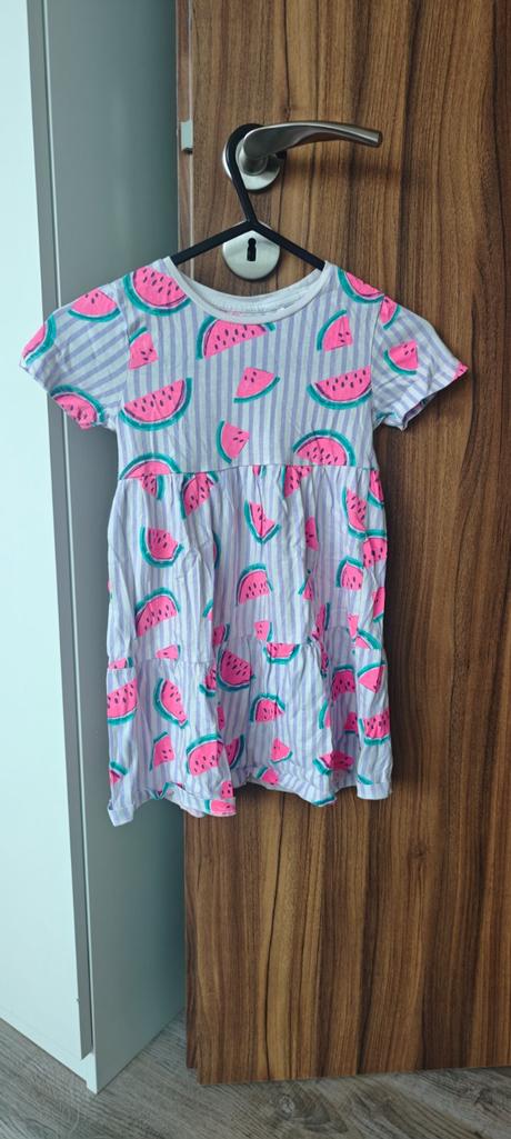 Predám krásny set šatočiek, 98