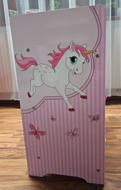 Detský regál s jednorožcom, 