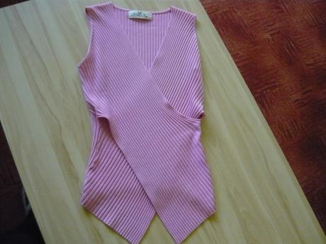 Elastický top s-m, s