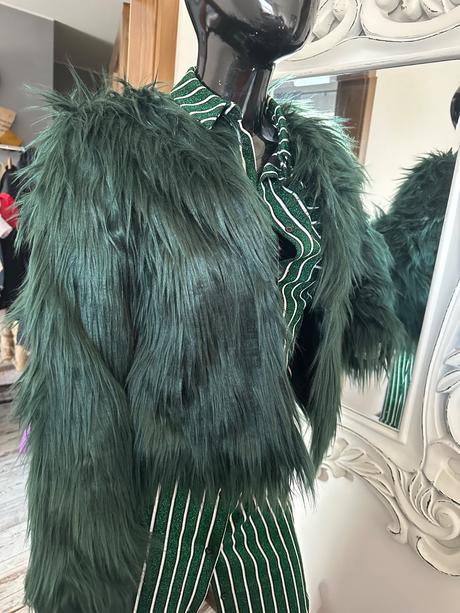 Smaragdovozeleny kozusok play, just play,m