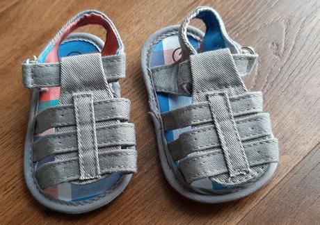 Paperove sandalky, 20