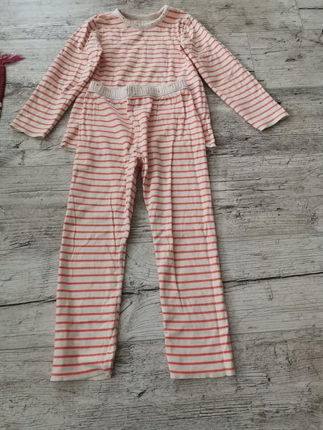 Pyžamo, tcm,110