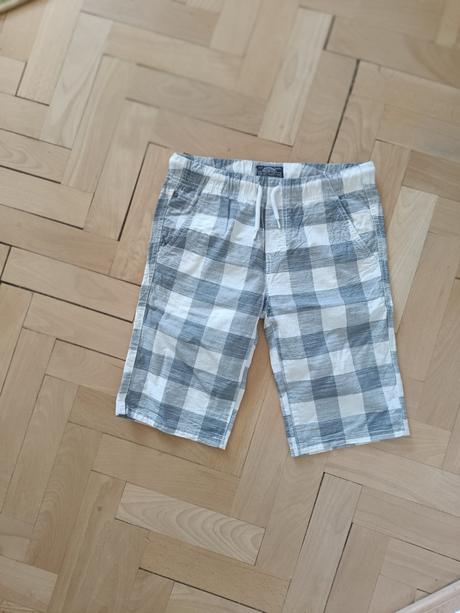 Kraťasy 2ks, c&a,152