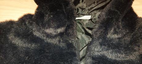 Kozusinkova bunda, 140