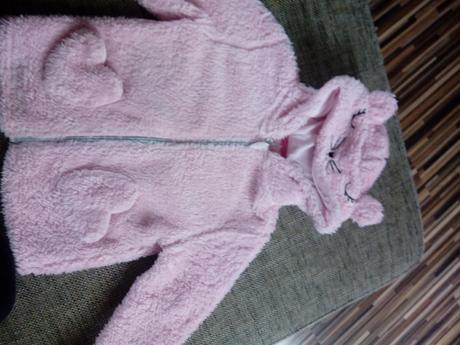 Hunata mikinka vel,3-4vek, 104