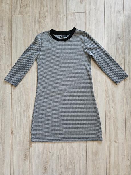 Šaty s 3/4 rukávom, xs