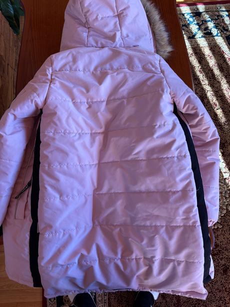 Dievčenska zimna bunda, 146