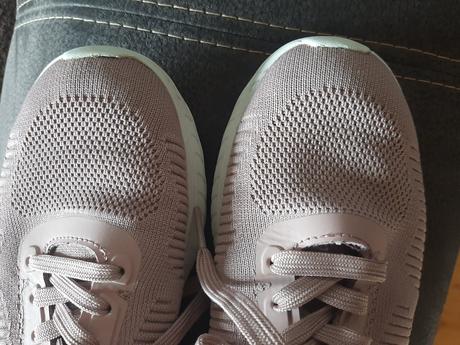 Tenisky, skechers,37