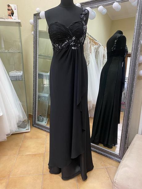 Spoločenské šaty vo veľkosti s/m, m / s