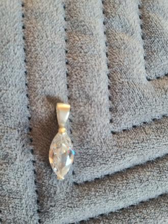 Strieborný prívesok dĺžka 2 cm, 