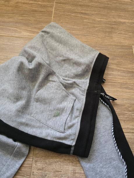 Tepláky č.146, 146