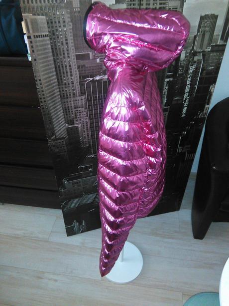 Zimná bunda s lesklým efektom, s