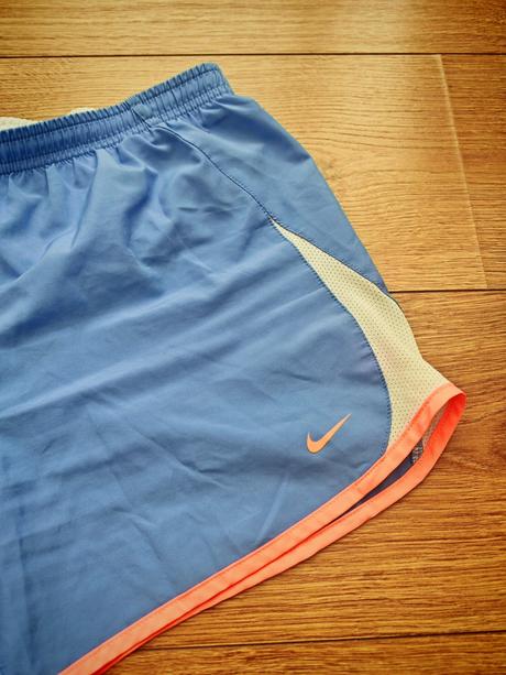 Krásne športové šortky, nike,m