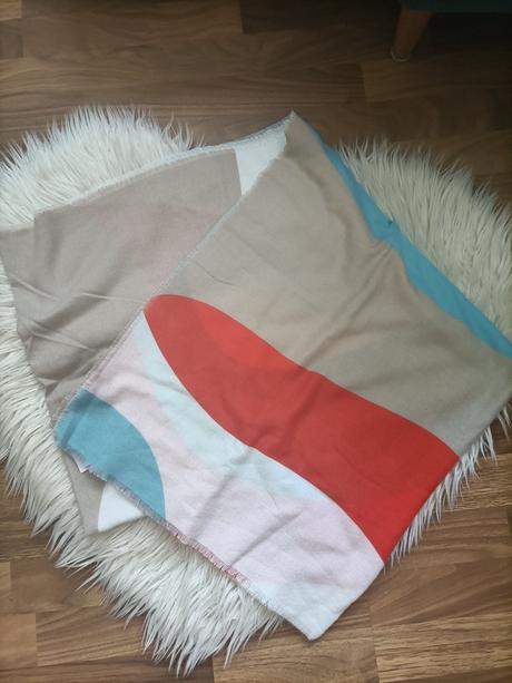 Krásny dámsky zimný maxi šál, reserved