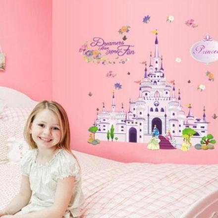 Nálepka na stenu zámok pre princezné,