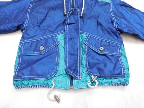 Prechodná tenšia bunda č.104, 104