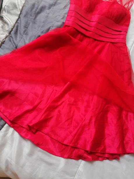 Červené elegantné šaty, m