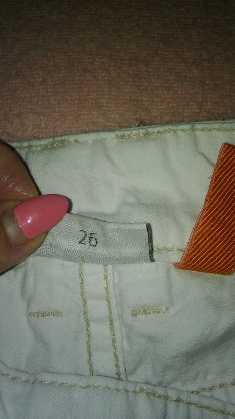 Kraťase, street one,26